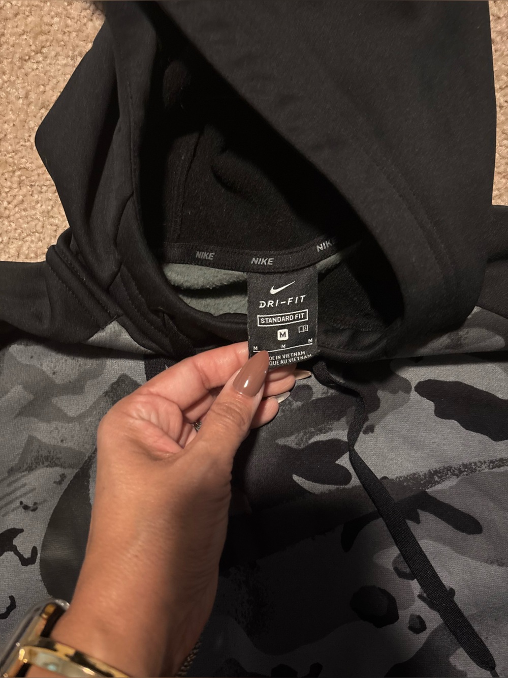 Nike Men’s Black Dri-FIT Hoodie with Subtle Camo Accents